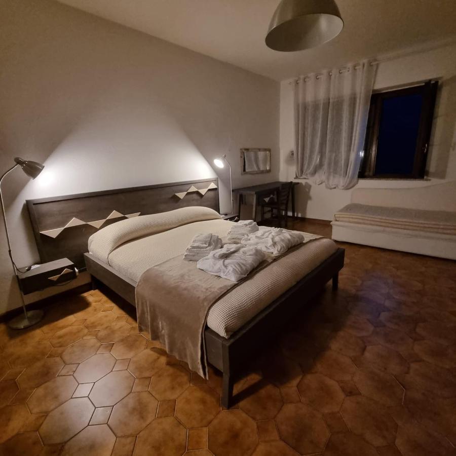 Sa Stiddiosa Guesthouse Gadoni Esterno foto