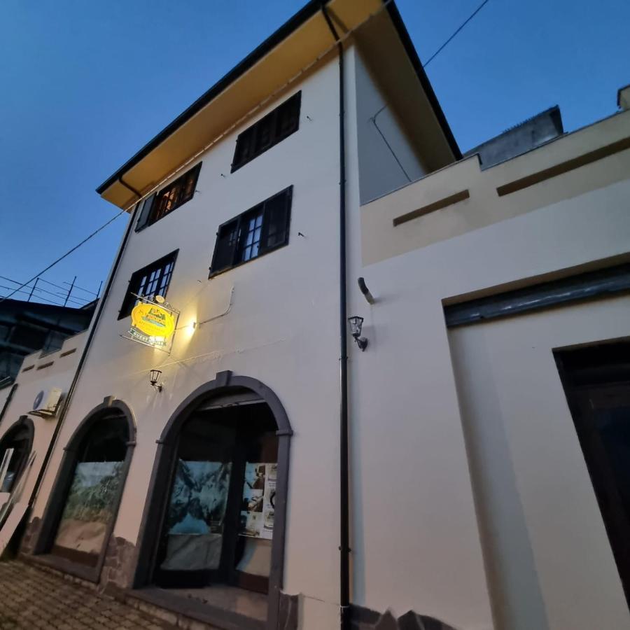 Sa Stiddiosa Guesthouse Gadoni Esterno foto